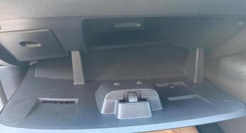 Renault Clio 0.9 TCe Iconic Euro 6 (s/s) 5dr
