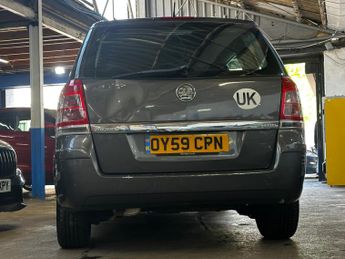 Vauxhall Zafira 1.9 CDTi Exclusiv MPV 5dr Diesel Auto Euro 4 (120 ps)