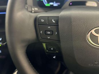 Toyota C-HR 1.8 VVT-h Excel SUV 5dr Petrol Hybrid CVT Euro 6 (s/s) (140 ps)