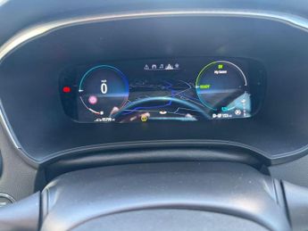 RENAULT MEGANE 1.6 E-TECH 9.8kWh Iconic Sport Tourer 5dr Petrol Plug-in Hybrid 
