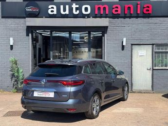 RENAULT MEGANE 1.6 E-TECH 9.8kWh Iconic Sport Tourer 5dr Petrol Plug-in Hybrid 