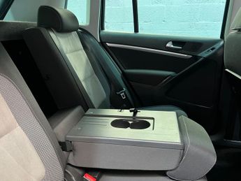 Volkswagen Tiguan 2.0 TDI BlueMotion Tech Match DSG 4WD Euro 5 (s/s) 5dr