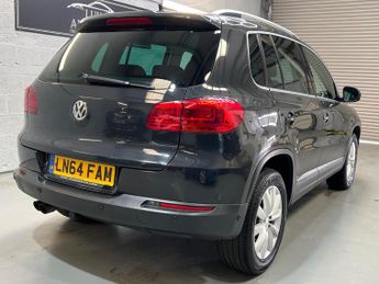 Volkswagen Tiguan 2.0 TDI BlueMotion Tech Match DSG 4WD Euro 5 (s/s) 5dr