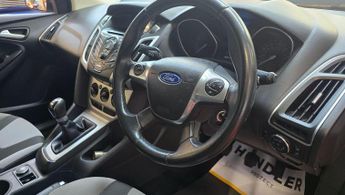 Ford Focus 1.6 Zetec Euro 5 5dr