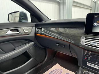 Mercedes-Benz CLS 3.0 CLS350d V6 AMG Line (Premium) Coupe G-Tronic+ Euro 6 (s/s) 4