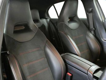 MERCEDES-BENZ A-CLASS 1.3 A180 AMG Line (Executive) Hatchback 5dr Petrol 7G-DCT Euro 6