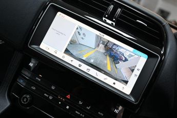 JAGUAR F-PACE 2.0 D180 Prestige SUV 5dr Diesel Auto AWD Euro 6 (s/s) (180 ps) 