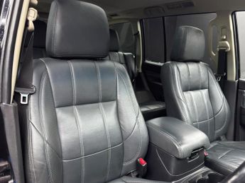 Mitsubishi Shogun 3.2 DI-DC SG5 Auto 4WD Euro 6 5dr LWB