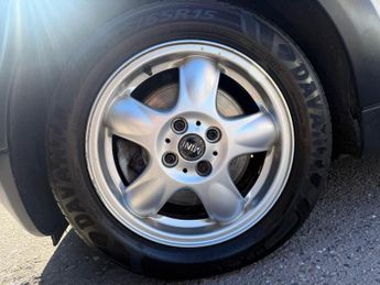 MINI Hatch 1.6 Cooper Steptronic Euro 4 3dr