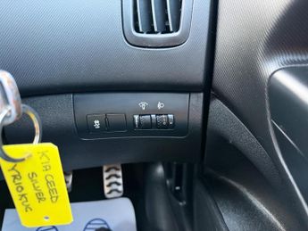 Kia Ceed 1.6 CRDi 3 Sports Wagon Auto Euro 4 5dr