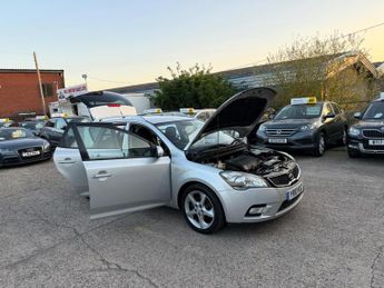 Kia Ceed 1.6 CRDi 3 Sports Wagon Auto Euro 4 5dr