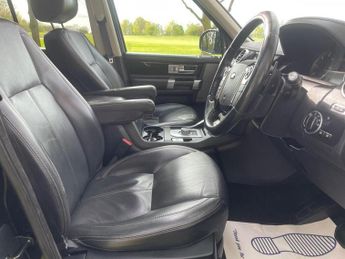 Land Rover Discovery 4 3.0 SD V6 Landmark Auto 4WD Euro 6 (s/s) 5dr