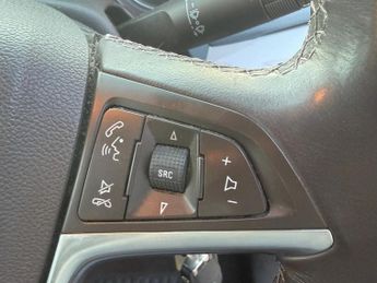 Vauxhall Mokka 1.7 CDTi Exclusiv 2WD Euro 5 (s/s) 5dr