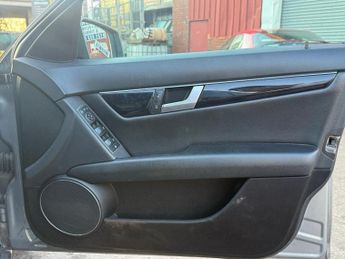 Mercedes-Benz C Class 2.1 C200 CDI Executive SE G-Tronic+ Euro 5 (s/s) 4dr