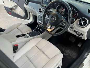 Mercedes-Benz CLA 1.6 CLA180 Sport Shooting Brake 7G-DCT Euro 6 (s/s) 5dr