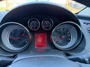 Vauxhall Insignia 2.0 CDTi SRi Nav Auto Euro 5 5dr