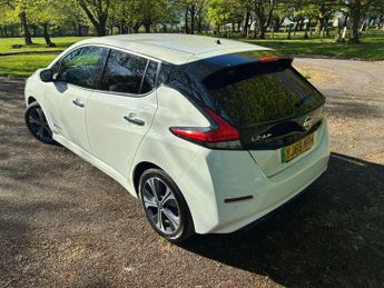 Nissan Leaf 40kWh N-Connecta Auto 5dr