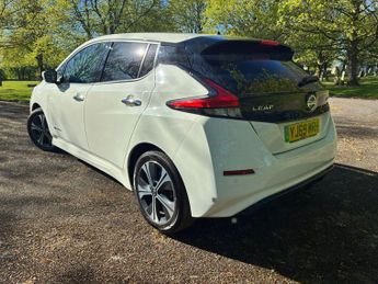 Nissan Leaf 40kWh N-Connecta Auto 5dr