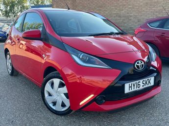 Toyota AYGO 1.0 VVT-i x-play Euro 6 3dr