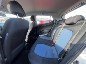 Hyundai i10 1.0 SE Euro 5 5dr