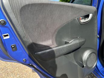 Honda Jazz 2012 1.3 i-Vtec Auto IMA CVT Hybrid 5dr