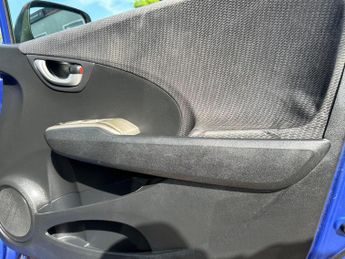 Honda Jazz 2012 1.3 i-Vtec Auto IMA CVT Hybrid 5dr
