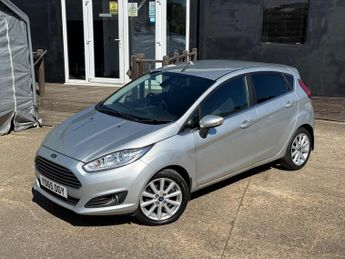 Ford Fiesta 1.0T EcoBoost Titanium Euro 6 (s/s) 5dr