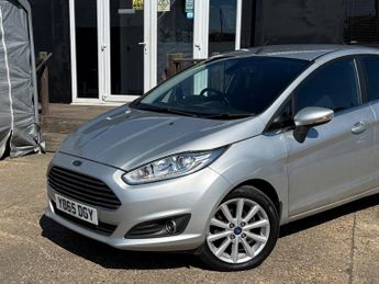 Ford Fiesta 1.0T EcoBoost Titanium Euro 6 (s/s) 5dr