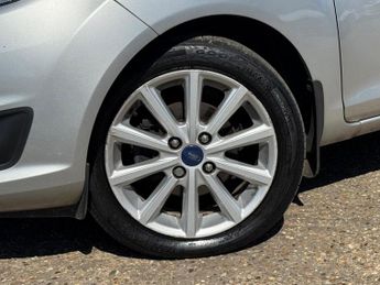 Ford Fiesta 1.0T EcoBoost Titanium Euro 6 (s/s) 5dr