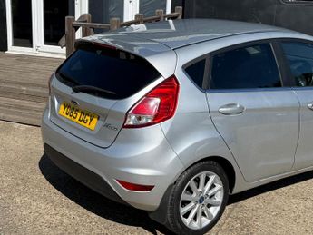 Ford Fiesta 1.0T EcoBoost Titanium Euro 6 (s/s) 5dr