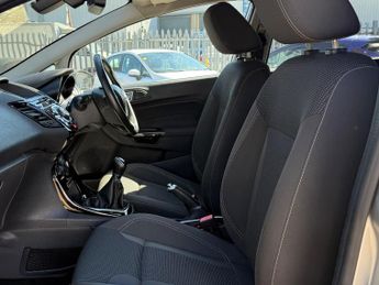 Ford Fiesta 1.0T EcoBoost Titanium Euro 6 (s/s) 5dr