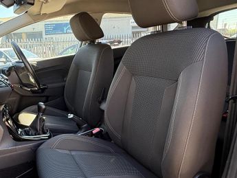 Ford Fiesta 1.0T EcoBoost Titanium Euro 6 (s/s) 5dr