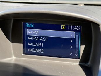 Ford Fiesta 1.0T EcoBoost Titanium Euro 6 (s/s) 5dr