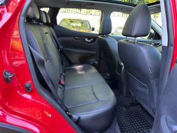 Nissan Qashqai 1.6 dCi Tekna XTRON 2WD Euro 6 (s/s) 5dr