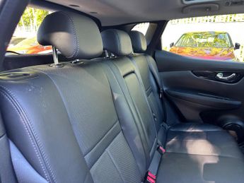 Nissan Qashqai 1.6 dCi Tekna XTRON 2WD Euro 6 (s/s) 5dr