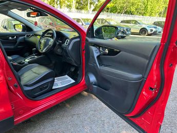 Nissan Qashqai 1.6 dCi Tekna XTRON 2WD Euro 6 (s/s) 5dr