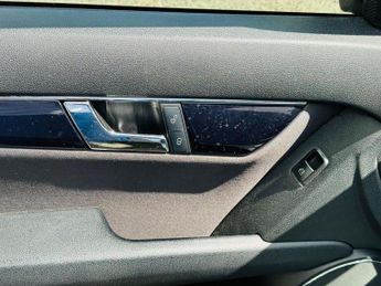 Mercedes-Benz C Class 1.8 C180K SE Auto Euro 4 4dr