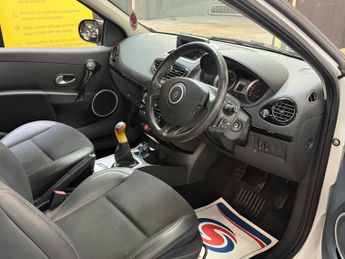 Renault Clio 1.2 Dynamique TomTom Euro 5 3dr