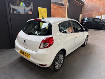 Renault Clio 1.2 Dynamique TomTom Euro 5 3dr