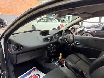 Renault Clio 1.2 Dynamique TomTom Euro 5 3dr
