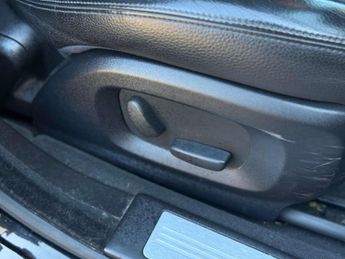 Jaguar XF 2.2d SE Saloon 4dr Diesel Auto Euro 5 (s/s) (190 ps)