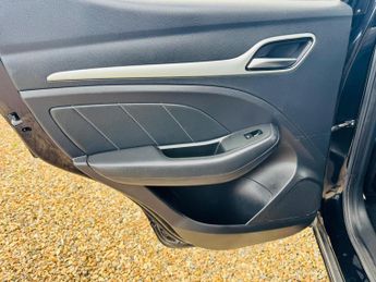 MG MG ZS 44.5kWh Exclusive Auto 5dr