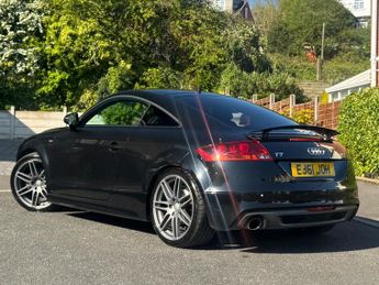 Audi TT 2.0 TFSI Black Edition S Tronic quattro Euro 5 (s/s) 3dr