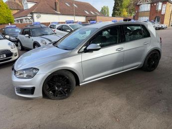 Volkswagen Golf 2.0 TDI BlueMotion Tech Match DSG Euro 5 (s/s) 5dr