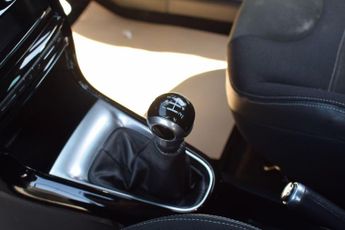 DS AUTOMOBILES DS 3 1.2 PureTech Elegance Euro 6 (s/s) 3dr