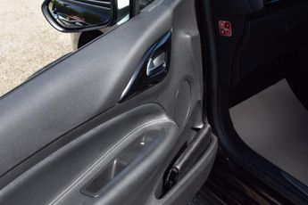 DS AUTOMOBILES DS 3 1.2 PureTech Elegance Euro 6 (s/s) 3dr