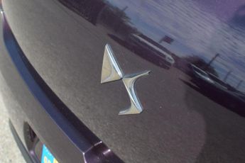 DS AUTOMOBILES DS 3 1.2 PureTech Elegance Euro 6 (s/s) 3dr