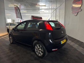 Fiat Punto 1.4 Easy + Euro 6 (s/s) 5dr