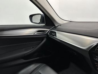 BMW 5 Series 2.0 520d SE Touring Auto xDrive Euro 6 (s/s) 5dr
