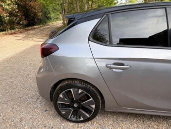 Vauxhall Corsa Electric 50kWh SRi Premium Auto 5dr